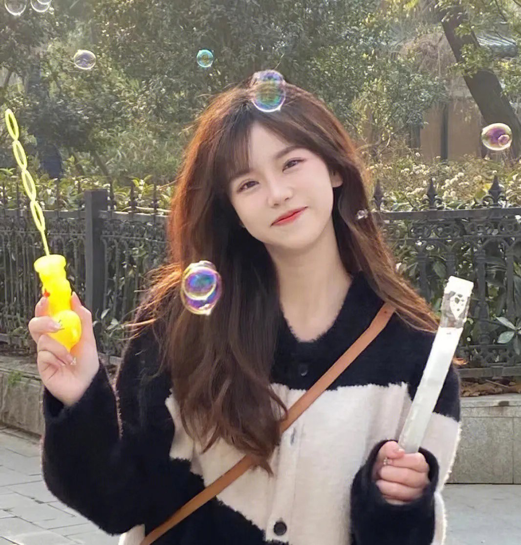 来自火星的恶魔女孩